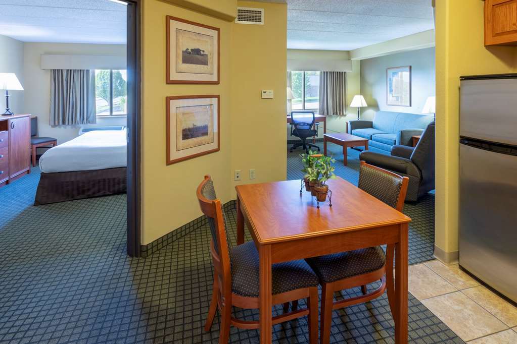 Americinn By Wyndham Peoria Room photo